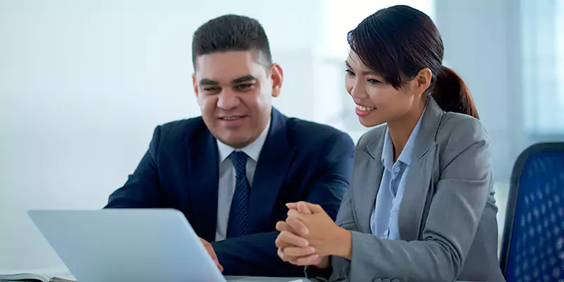 Why Partner with the Best TN Visa Consultants for Canadian Applicants for Netherlands?